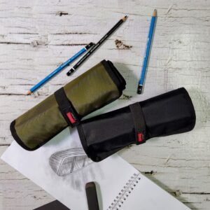 Estuche enrollable para 36 lápices