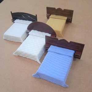 Cama 2 plazas con velador